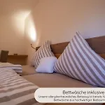 Tatil Evi Invita Natur-chalets - Gruppenurlaub, Events Im Schwarzwald - 6 Apartments, 25 Personen Bad Dürrheim